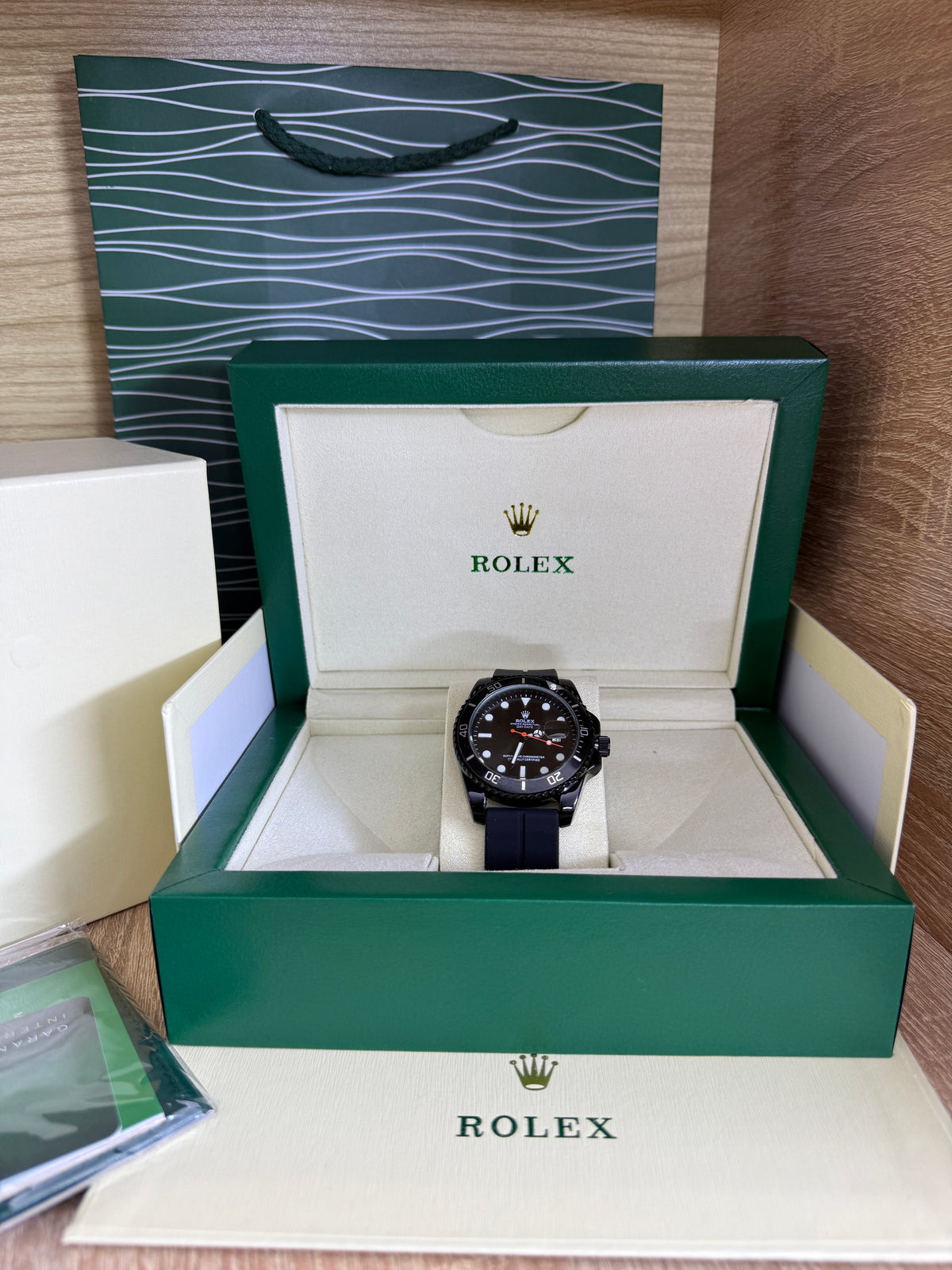 ROLEX HOMMES SUBMARINE SILICONE AVEC COFFRET