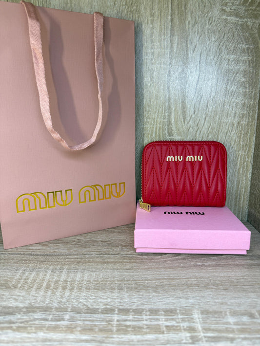 PORTE MONNAIE FEMMES MIUMIU ROUGE AVEC SACHET