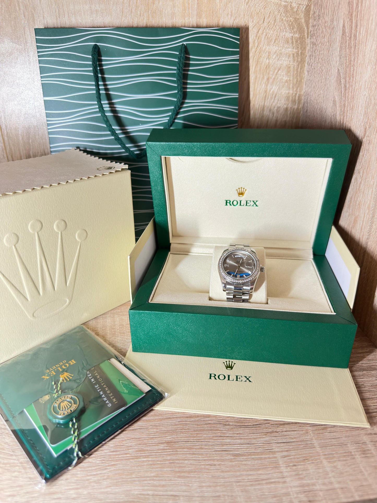 ROLEX DIAMONDS HOMMES 2025 COFFRET