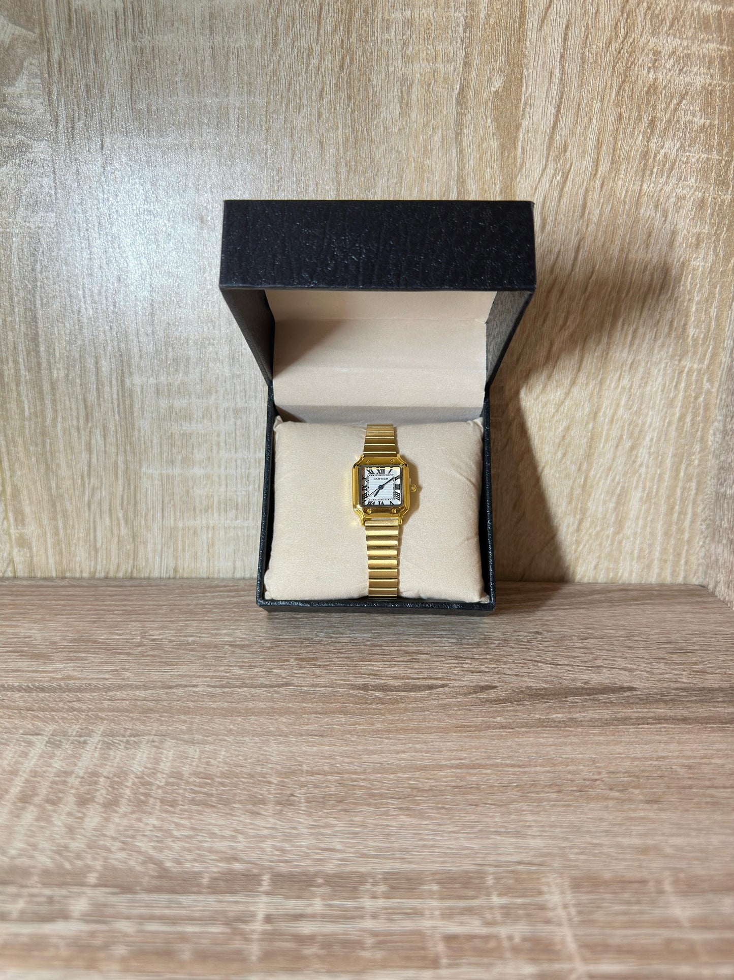 CARTIER CARRE PETITE TAILLE BOITE SIMPLE