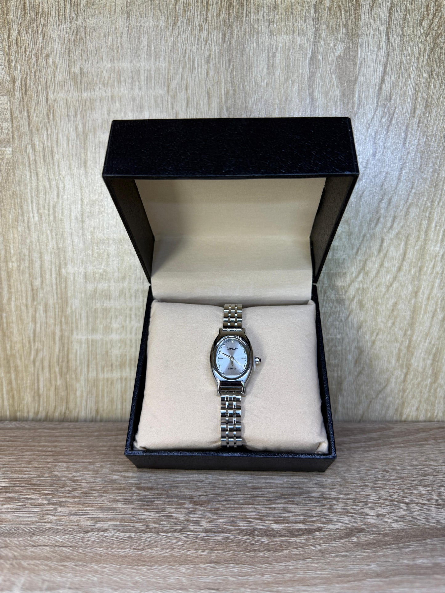 CARTIER FEMMES 23 BOITE SIMPLE