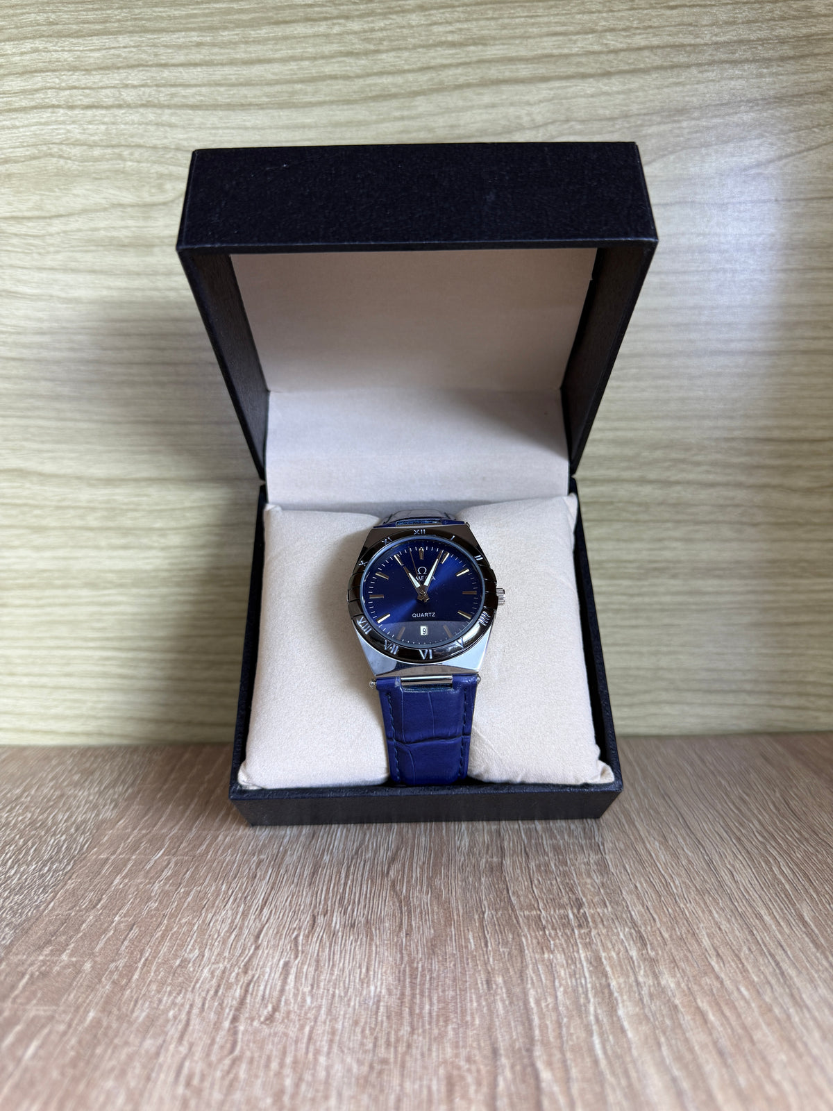 OMEGA HOMMES CUIR BOITE SIMPLE