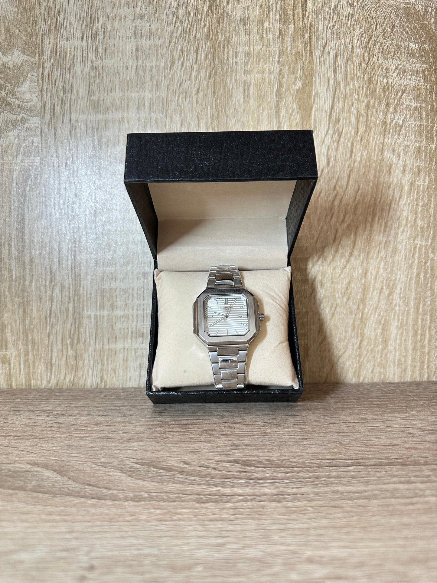 PATEK CARRÉ ACIER HOMMES BOITE SIMPLE