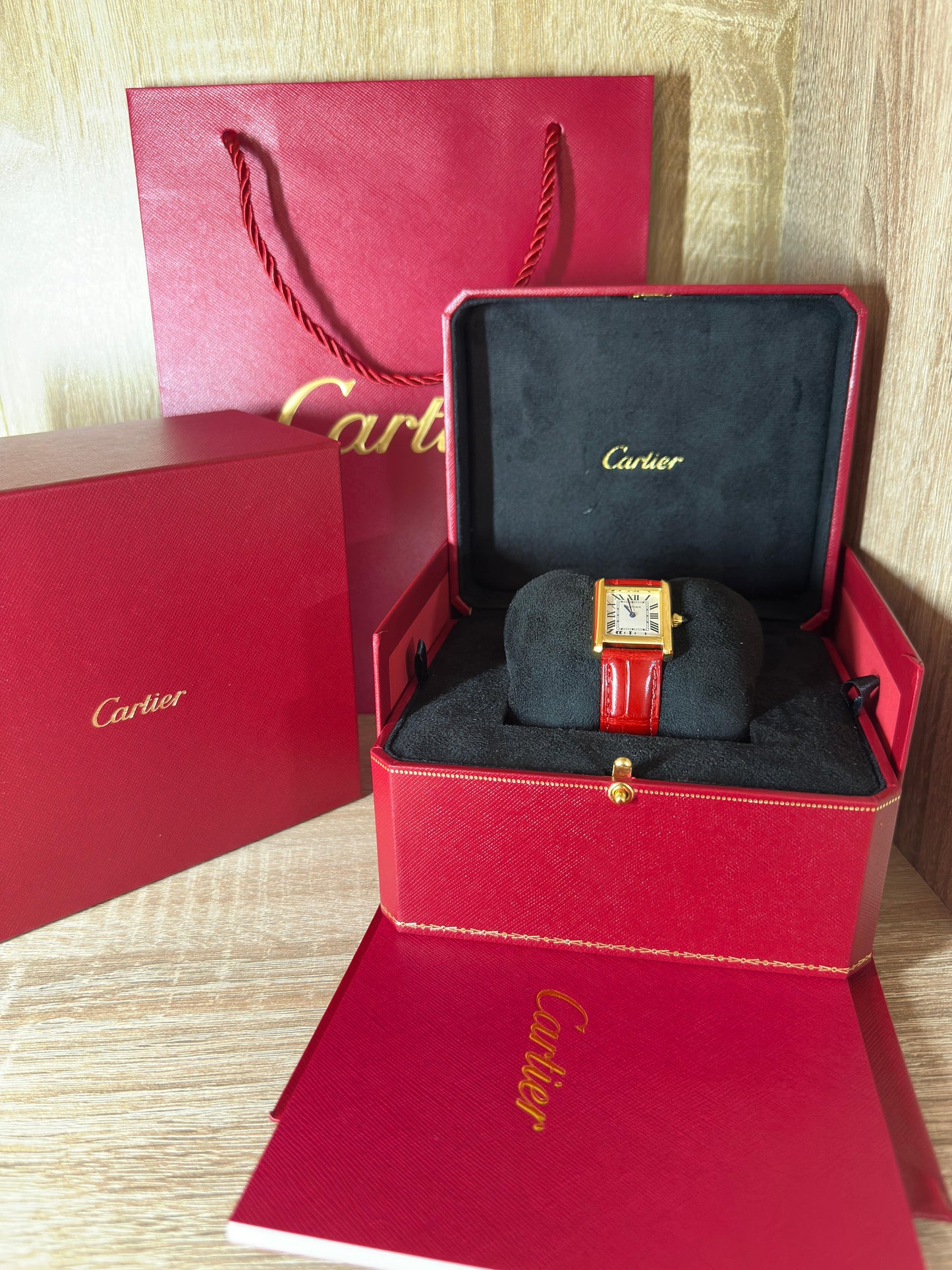 CARTIER CUIR RECTANGULAIRE UNISEX