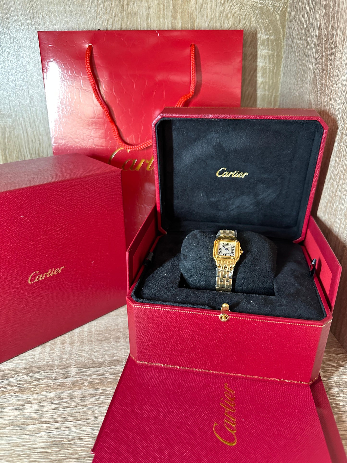 CARTIER PANTHER FEMMES FULL GOLD PETITE TAILLE MASTER QUALITÉ COFFRET