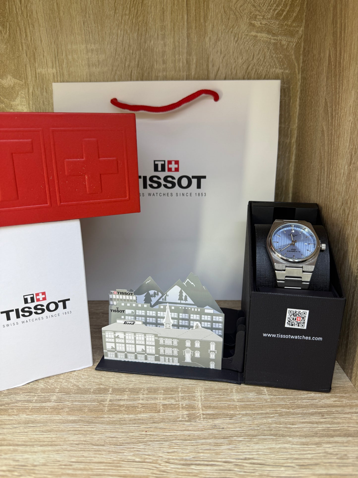 TISSOT TABLEAUX BLEU CIEL AVEC COFFRET